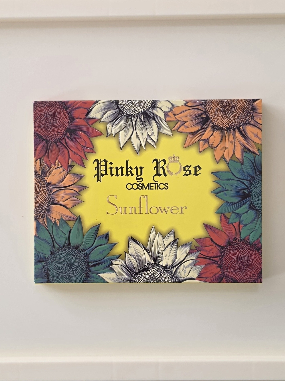 NIB Pinky Rose Cosmetics Sunflower Eyeshadow Palette - Brand New